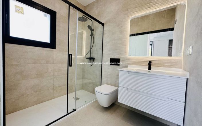 Image No.21-3 Bed Villa for sale