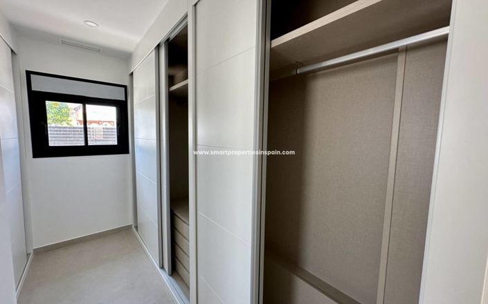 Image No.22-3 Bed Villa for sale