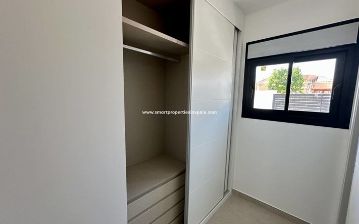 Image No.23-3 Bed Villa for sale