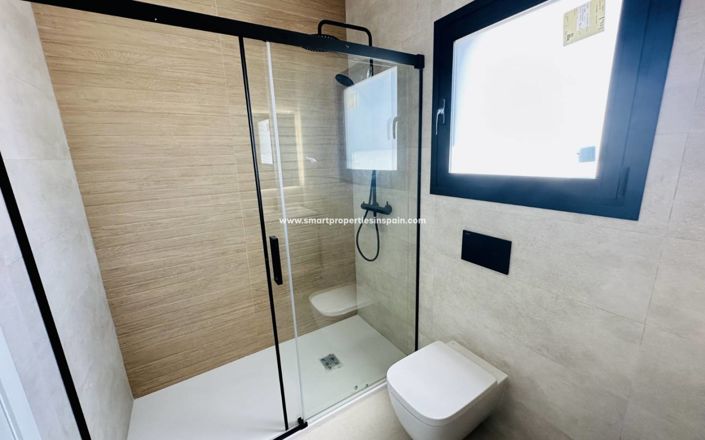 Image No.25-3 Bed Villa for sale