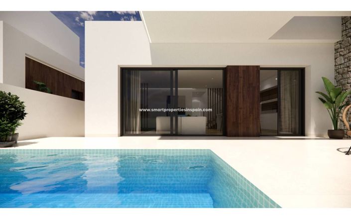 Image No.14-3 Bed Townhouse for sale