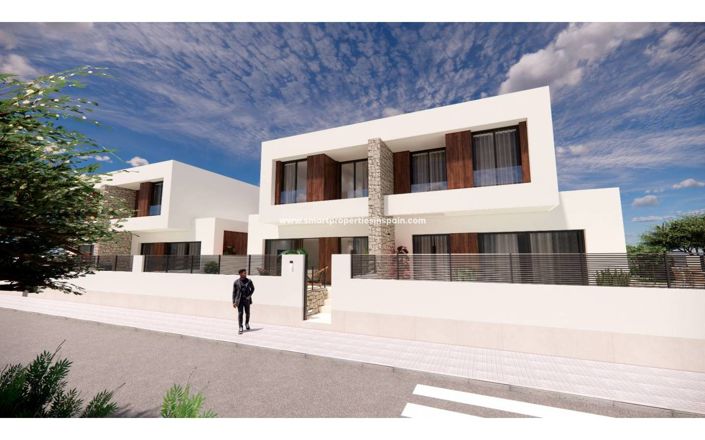 Image No.19-3 Bed Townhouse for sale