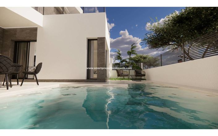 Image No.21-3 Bed House for sale