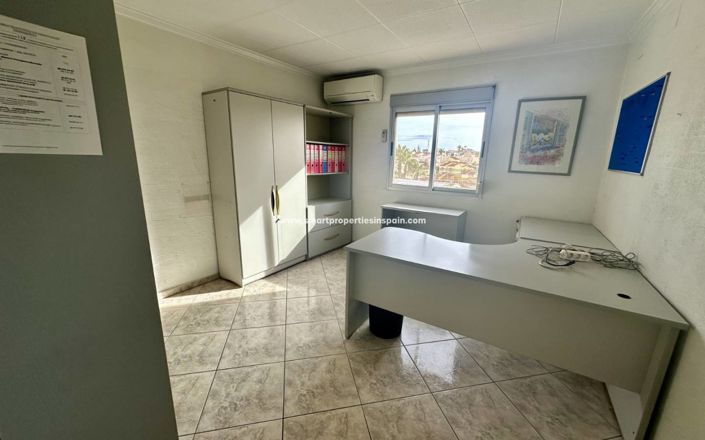 Image No.10-Villa de 6 chambres à vendre à La Marina