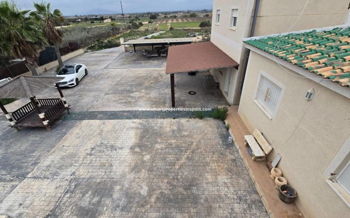 Image No.11-6 Bed Country House for sale