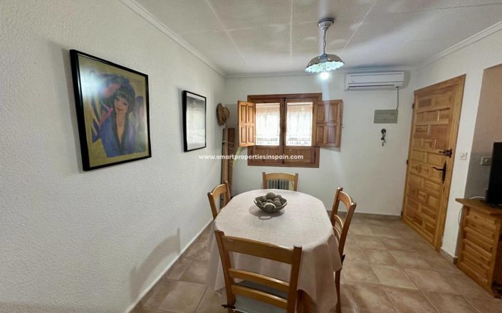 Image No.24-4 Bed Townhouse for sale