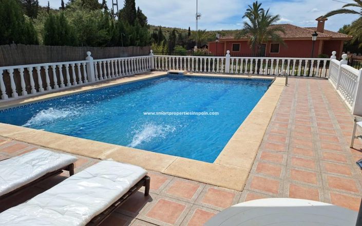 Image No.2-3 Bed Villa for sale