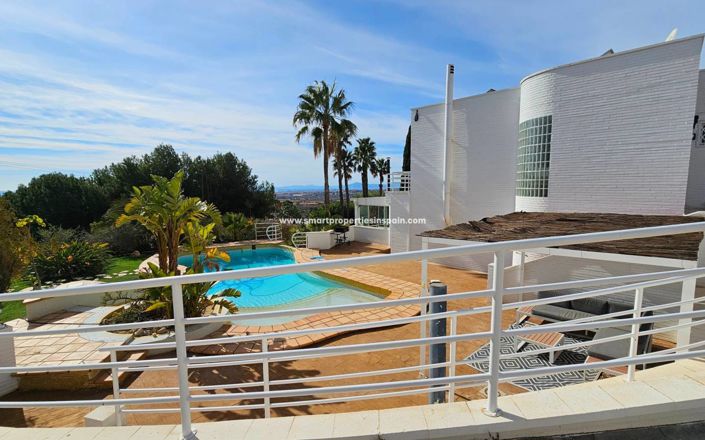Image No.1-Villa de 4 chambres à vendre à Elche