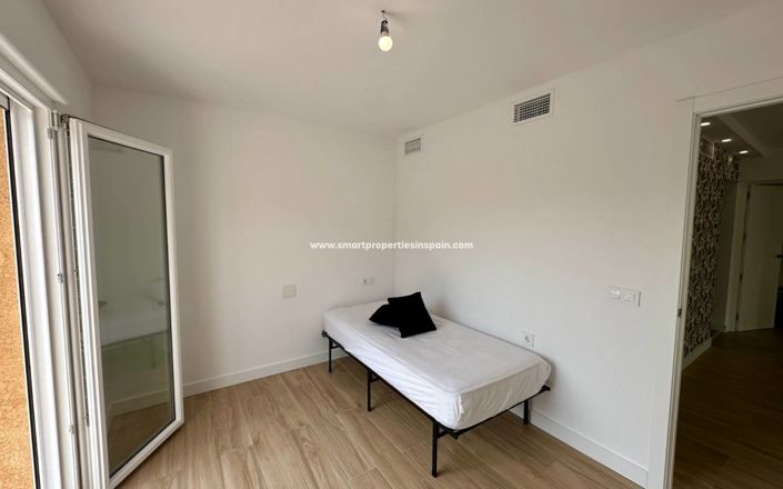 Image No.16-2 Bed House for sale