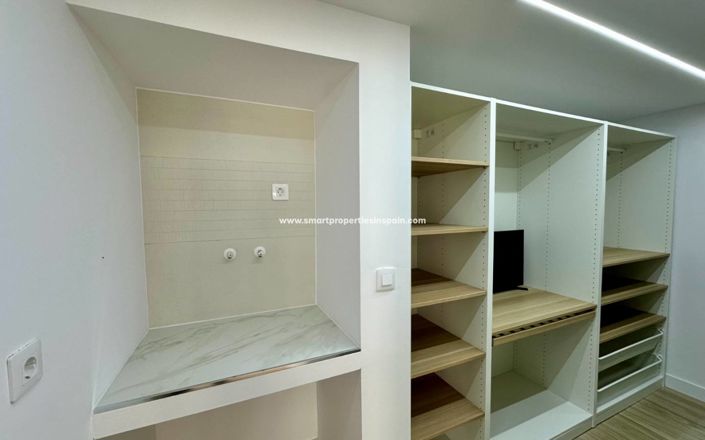 Image No.22-2 Bed House for sale