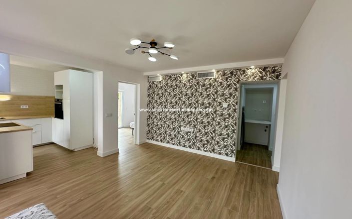 Image No.4-2 Bed House for sale