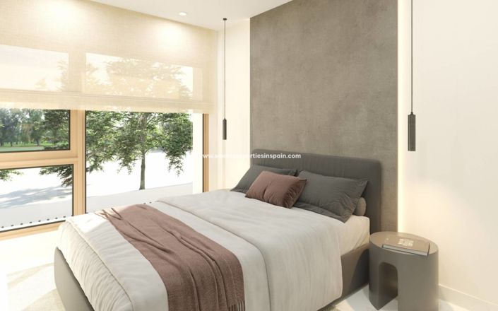 Image No.7-3 Bed Townhouse for sale