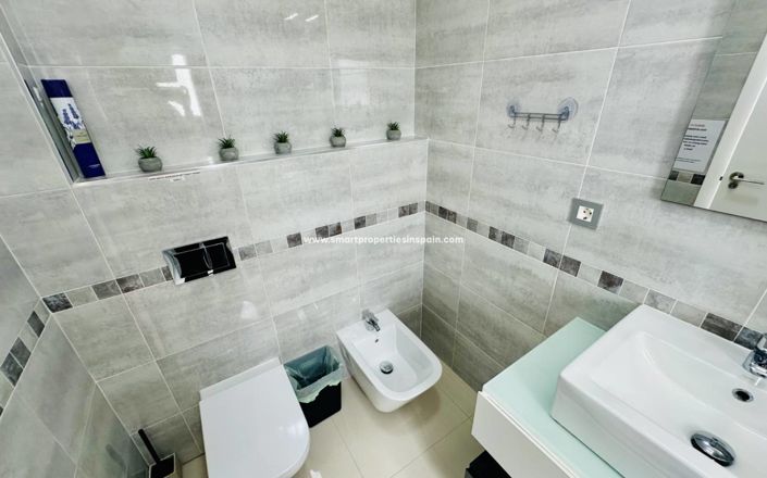 Image No.22-3 Bed Villa for sale