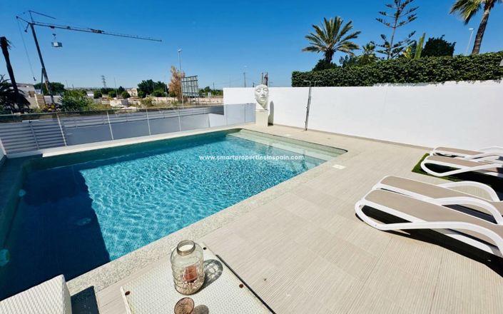 Image No.36-3 Bed Villa for sale