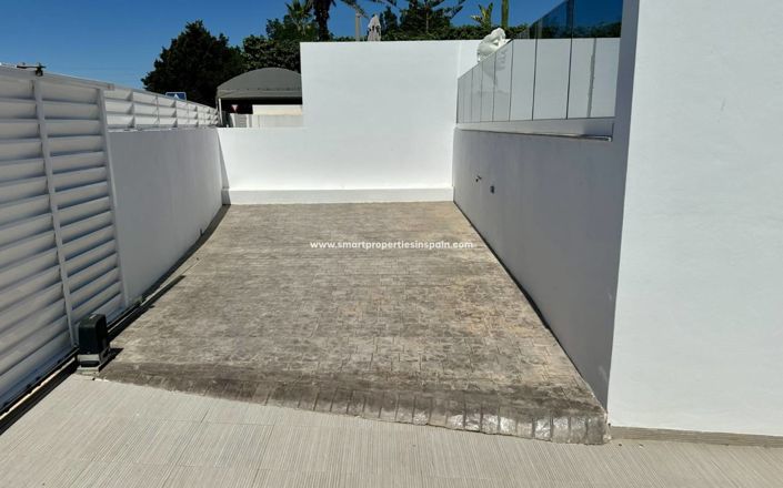 Image No.38-3 Bed Villa for sale