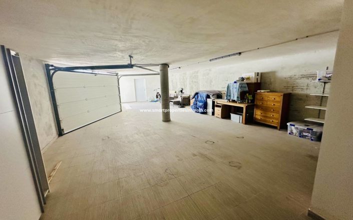 Image No.42-3 Bed Villa for sale