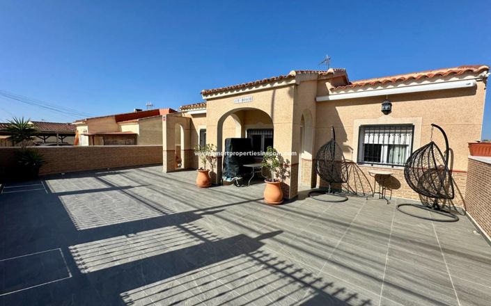 Image No.26-4 Bed Villa for sale