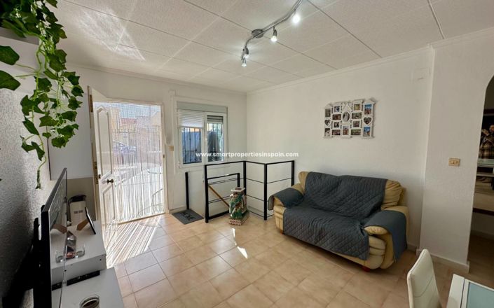 Image No.3-4 Bed Villa for sale