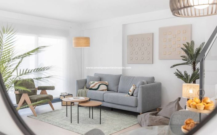 Image No.11-4 Bed Townhouse for sale