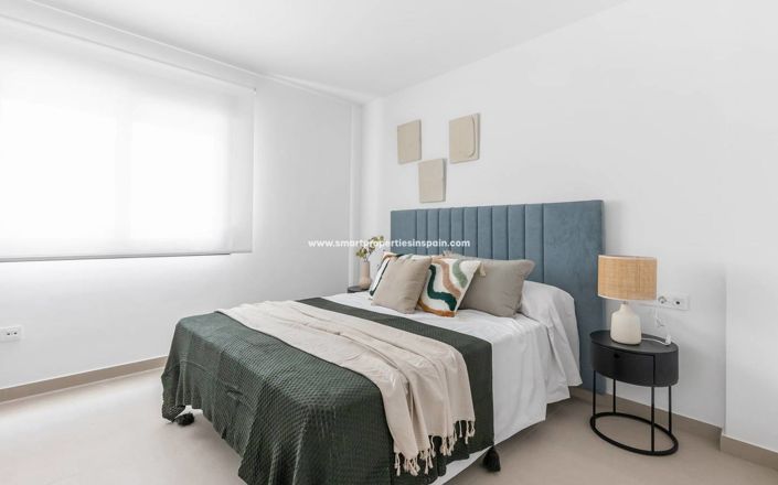 Image No.21-4 Bed Townhouse for sale