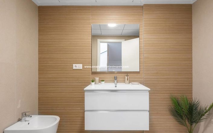 Image No.31-4 Bed Townhouse for sale