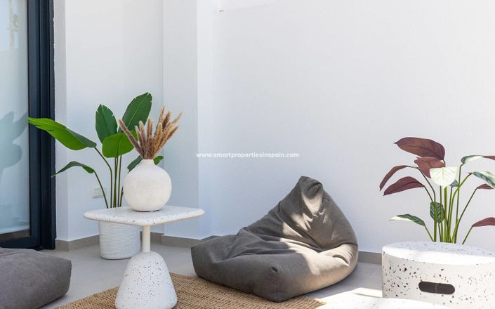 Image No.43-4 Bed Townhouse for sale