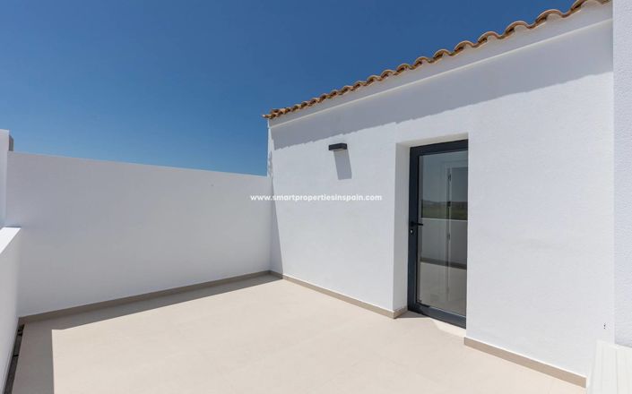 Image No.49-4 Bed Townhouse for sale