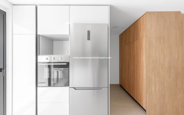 Image No.7-4 Bed Townhouse for sale