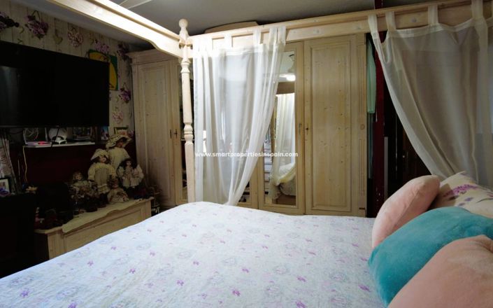 Image No.27-4 Bed Country House for sale