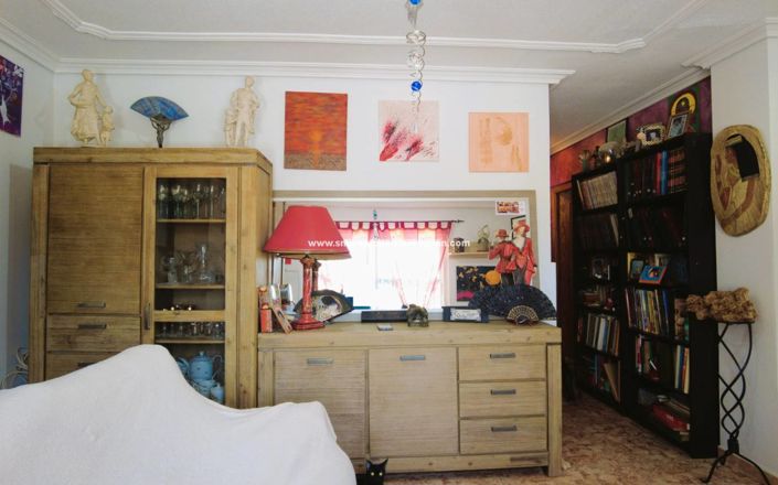 Image No.8-4 Bed Country House for sale