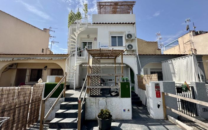 Image No.1-2 Bed Townhouse for sale
