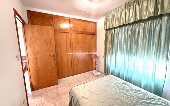 Image No.8-4 Bed House for sale