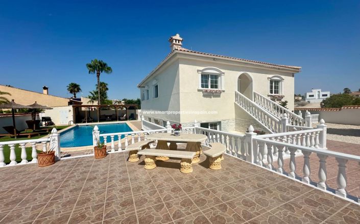 Image No.1-Villa de 5 chambres à vendre à La Marina