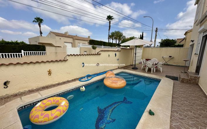 Image No.12-2 Bed Villa for sale