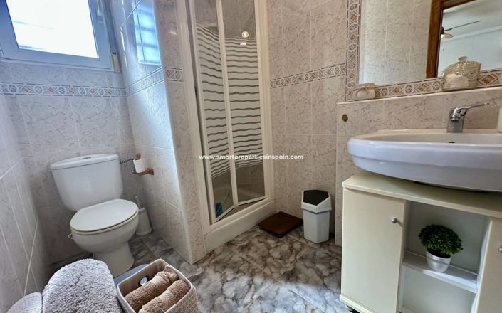 Image No.20-6 Bed Villa for sale