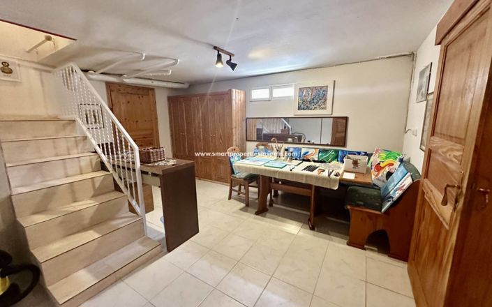 Image No.21-6 Bed Villa for sale