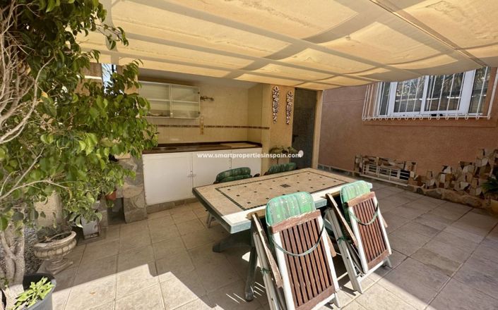 Image No.34-6 Bed Villa for sale