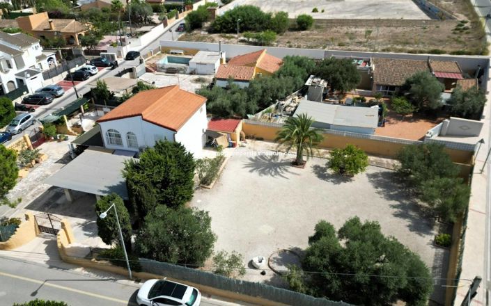 Image No.2-Villa de 4 chambres à vendre à La Marina