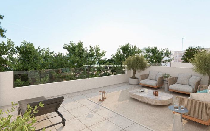 Image No.2-3 Bed Townhouse for sale