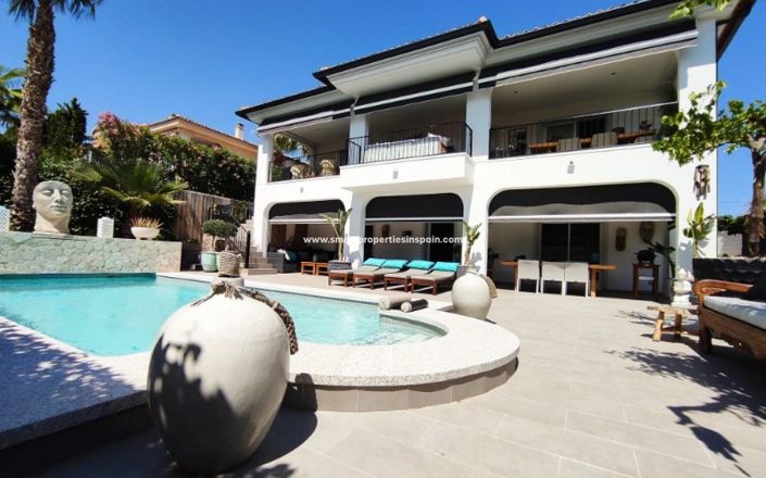 Image No.1-Villa de 5 chambres à vendre à La Marina