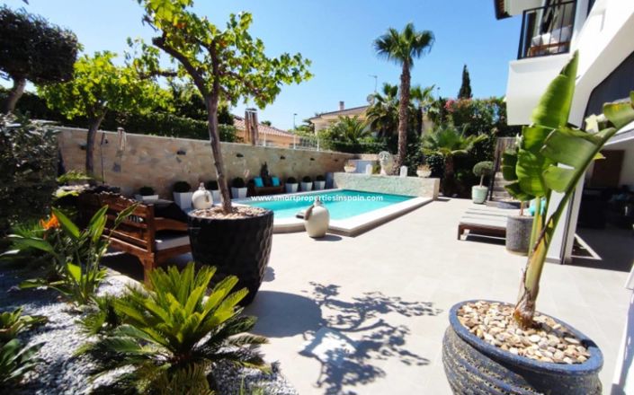 Image No.35-5 Bed Villa for sale