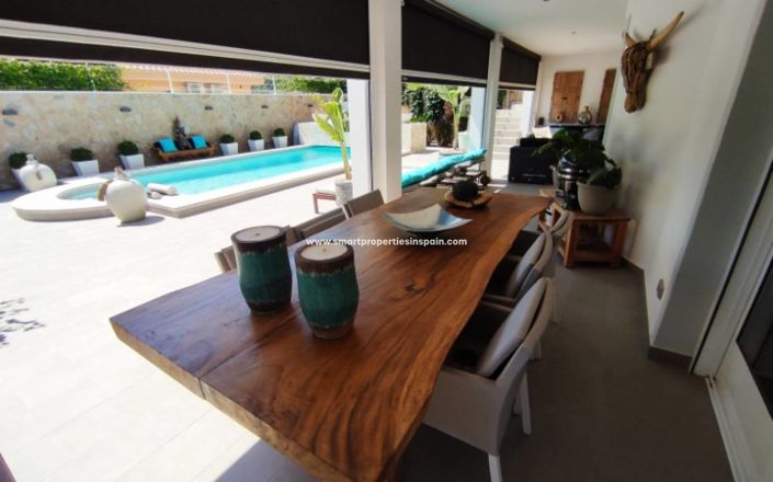 Image No.48-5 Bed Villa for sale