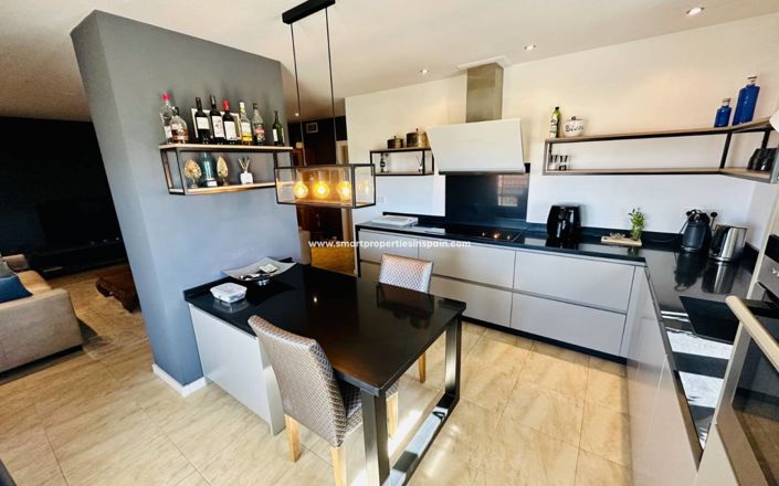 Image No.6-5 Bed Villa for sale