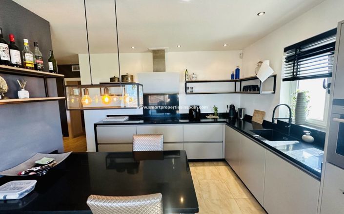 Image No.7-5 Bed Villa for sale