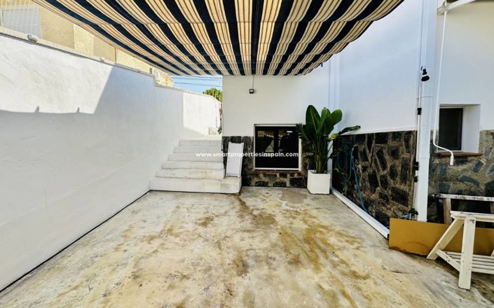 Image No.41-2 Bed Villa for sale