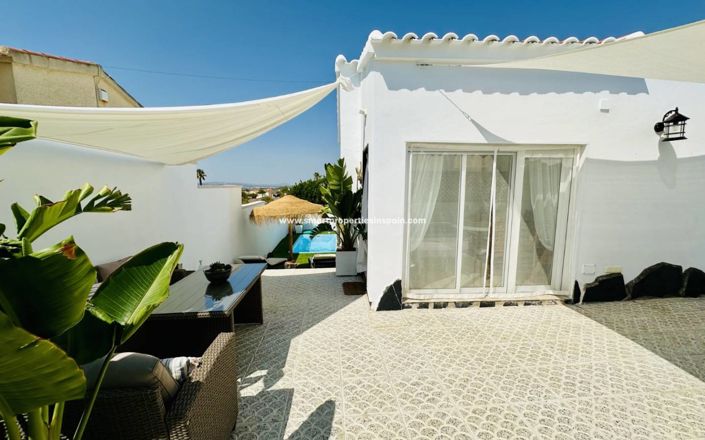 Image No.45-2 Bed Villa for sale