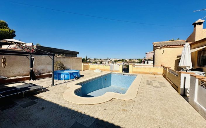 Image No.30-3 Bed Villa for sale