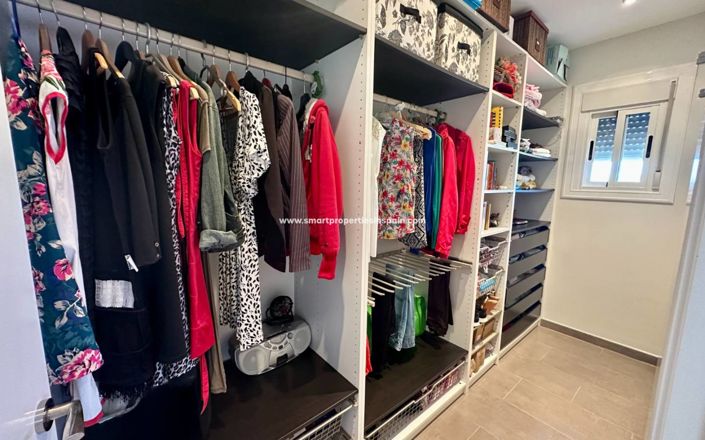 Image No.24-3 Bed Villa for sale