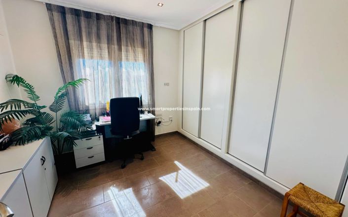 Image No.25-3 Bed Villa for sale