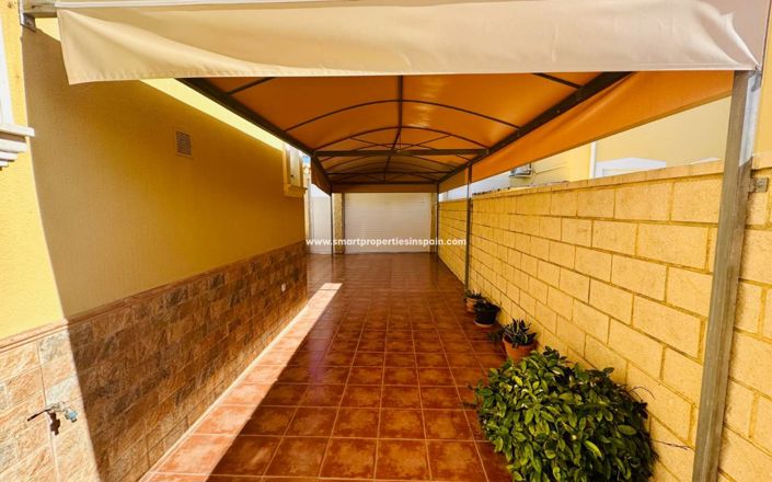 Image No.36-3 Bed Villa for sale